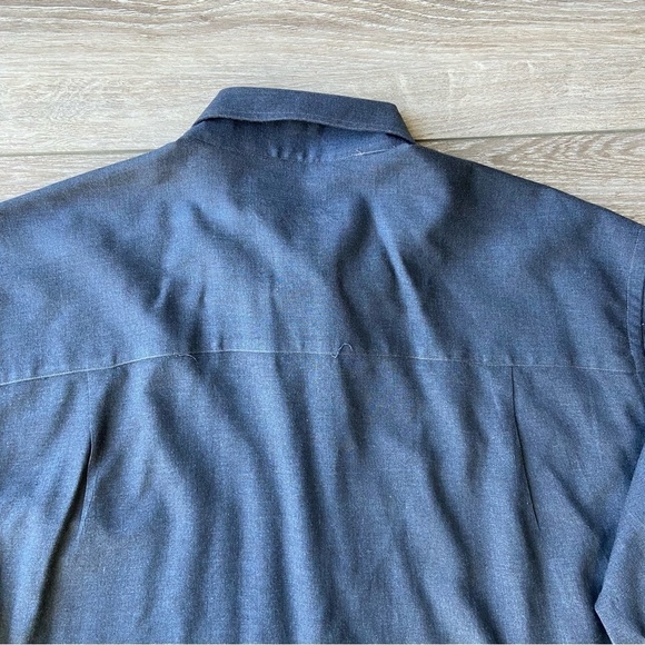 Thomas Jeffrey  Spain Made Fabric Button Down Shirt - Picture 12 of 13